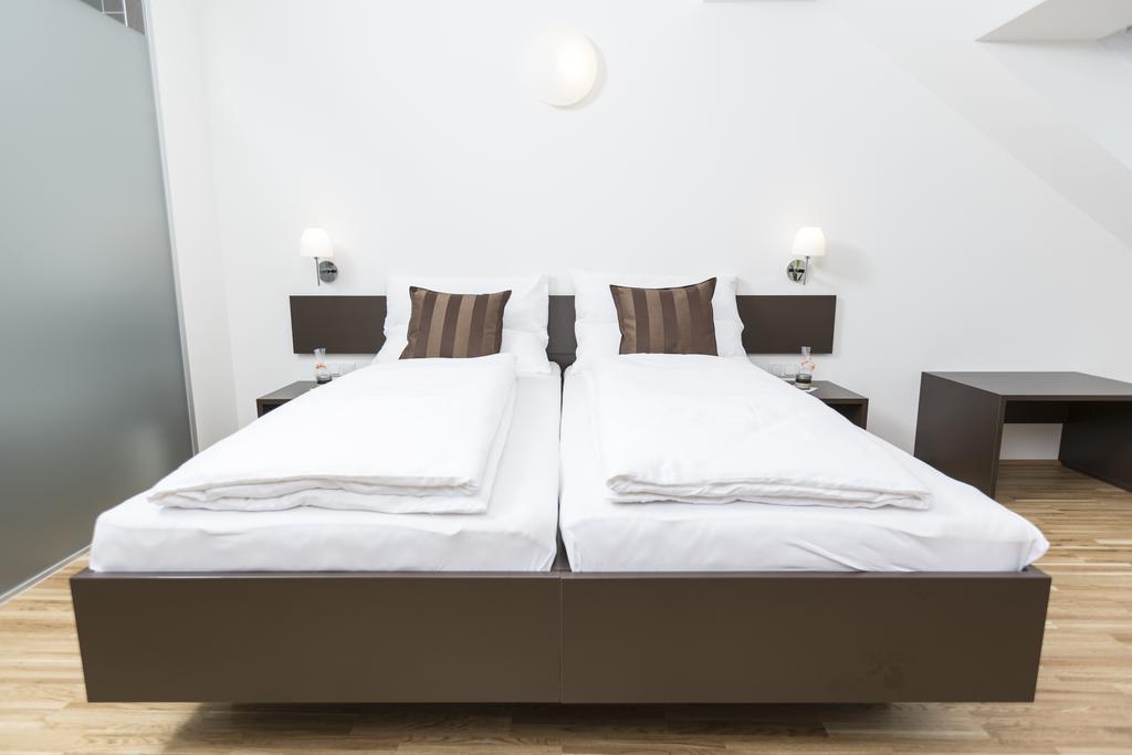 גרסדורף ביי וין Gaestezimmer By Joechlinger מראה חיצוני תמונה